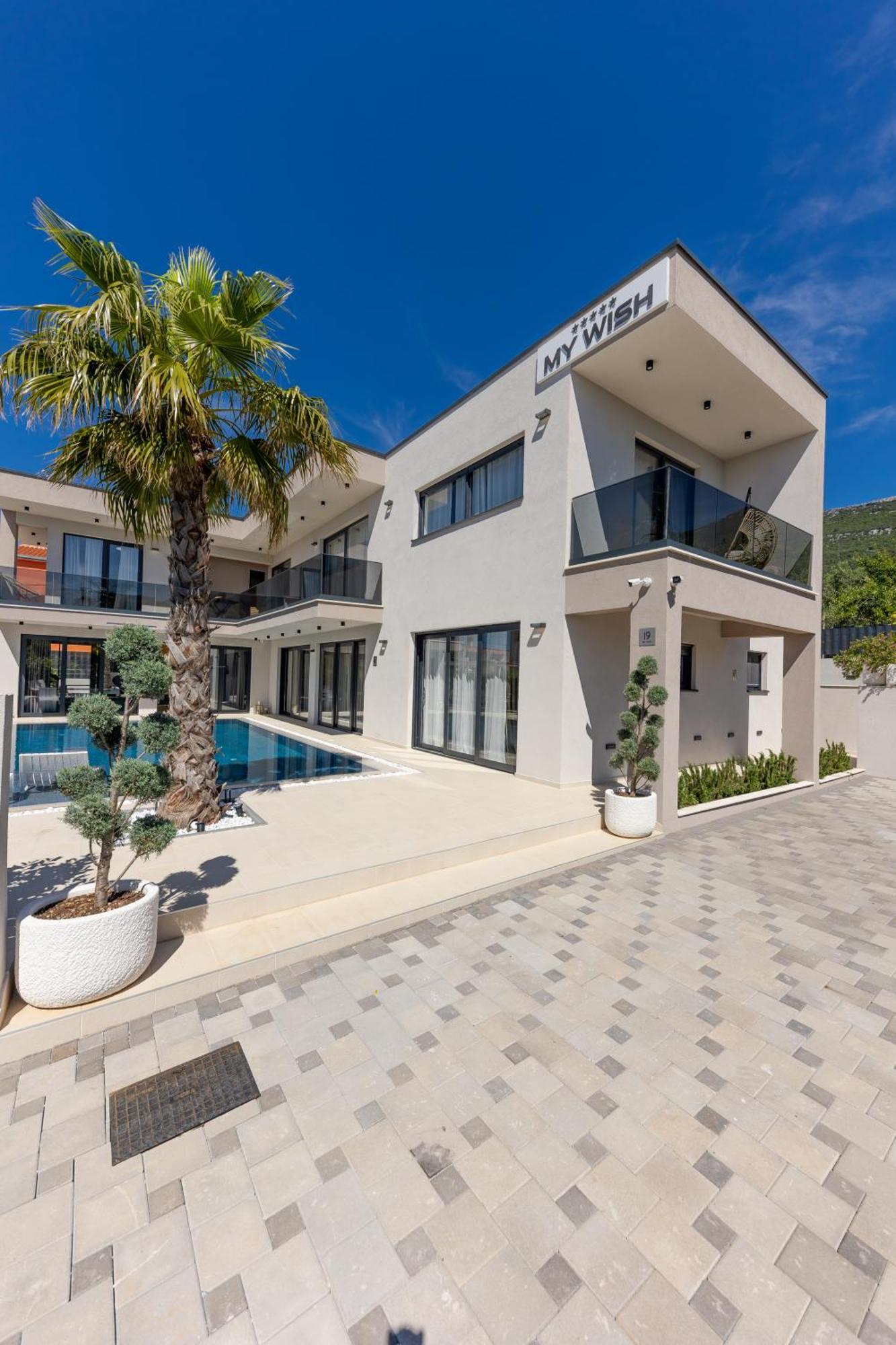 Luxury Villa My Wish With Pool Kaštel Stari Buitenkant foto
