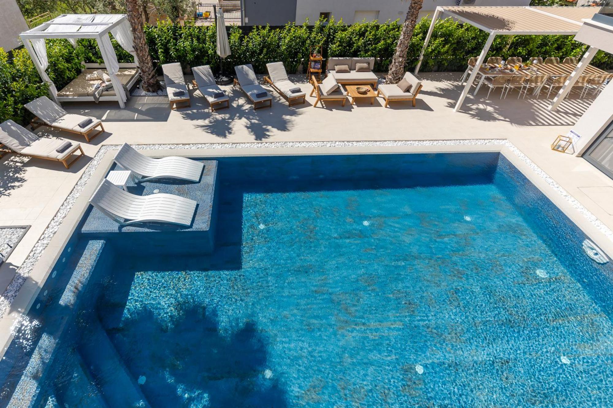 Luxury Villa My Wish With Pool Kaštel Stari Buitenkant foto